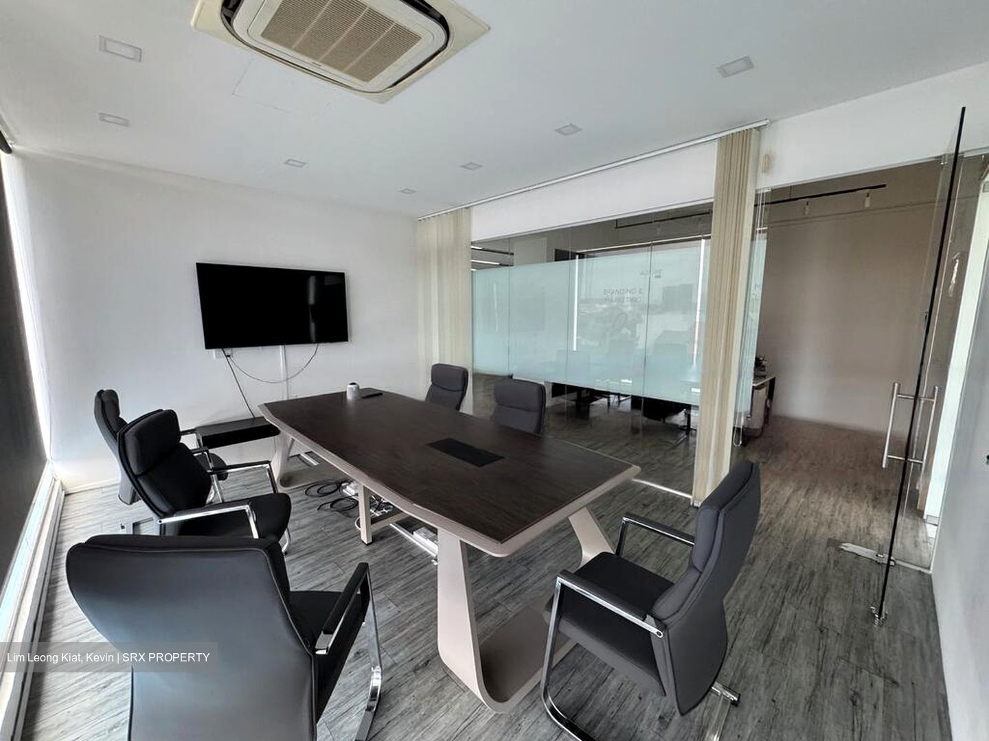 Macpherson Road (D13), Office #460710761